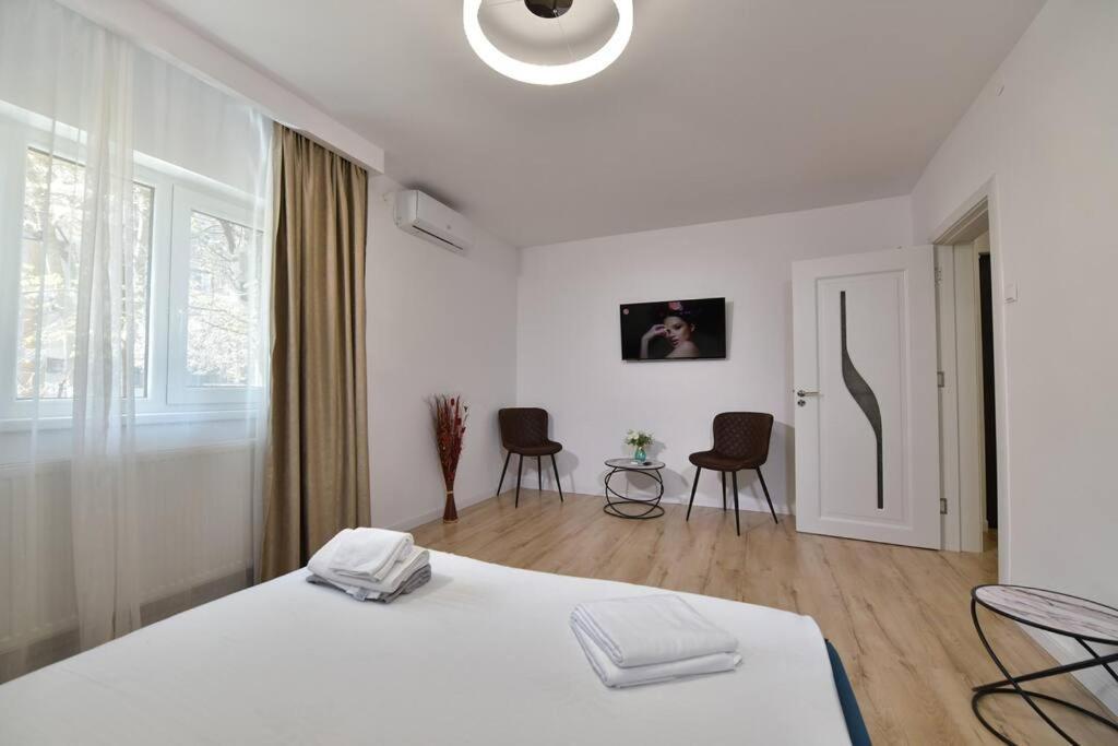 Luxury Studio / Ghencea Apartman Bukarest Kültér fotó
